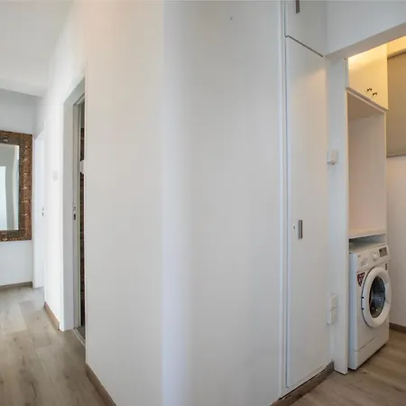 Neapolis Spacious Quiet Near * 利马索尔